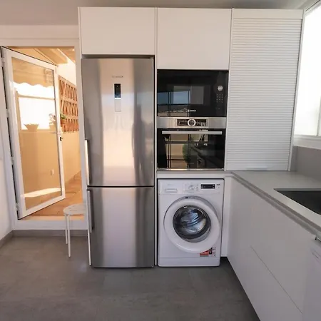 Apartmán Luminoso Y Centrico Atico A Pie De Playa *